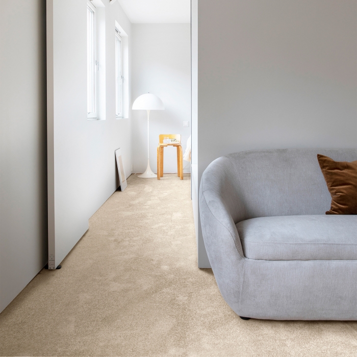 Laverna TVR Farbe 004